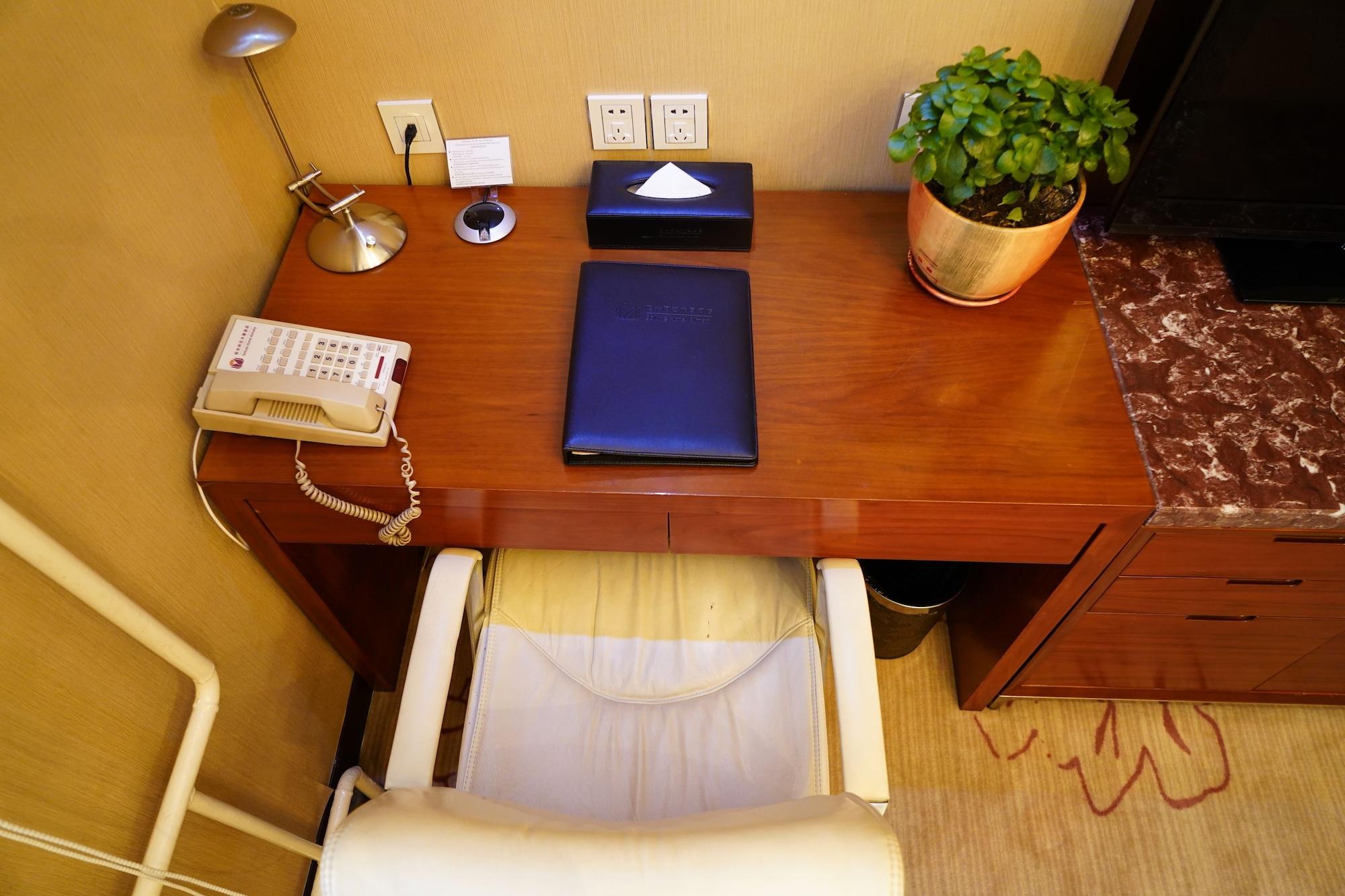 Soluxe Hotel Almaty Eksteriør bilde